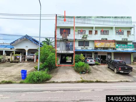 อาคารพาณิชย์ ชุมพร