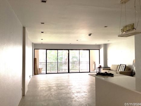 สานติ พูรา คอนโดมิเนียม