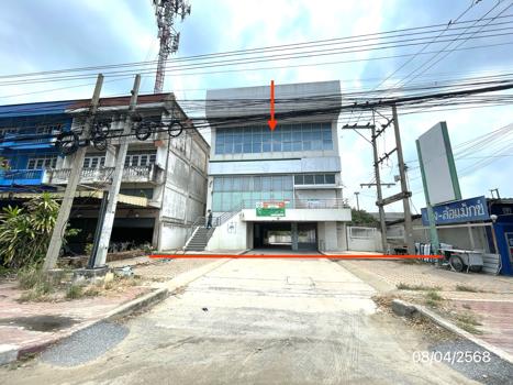 อาคารปิดทำการ สาขาถนนเพชรเกษม นครชัยศรี