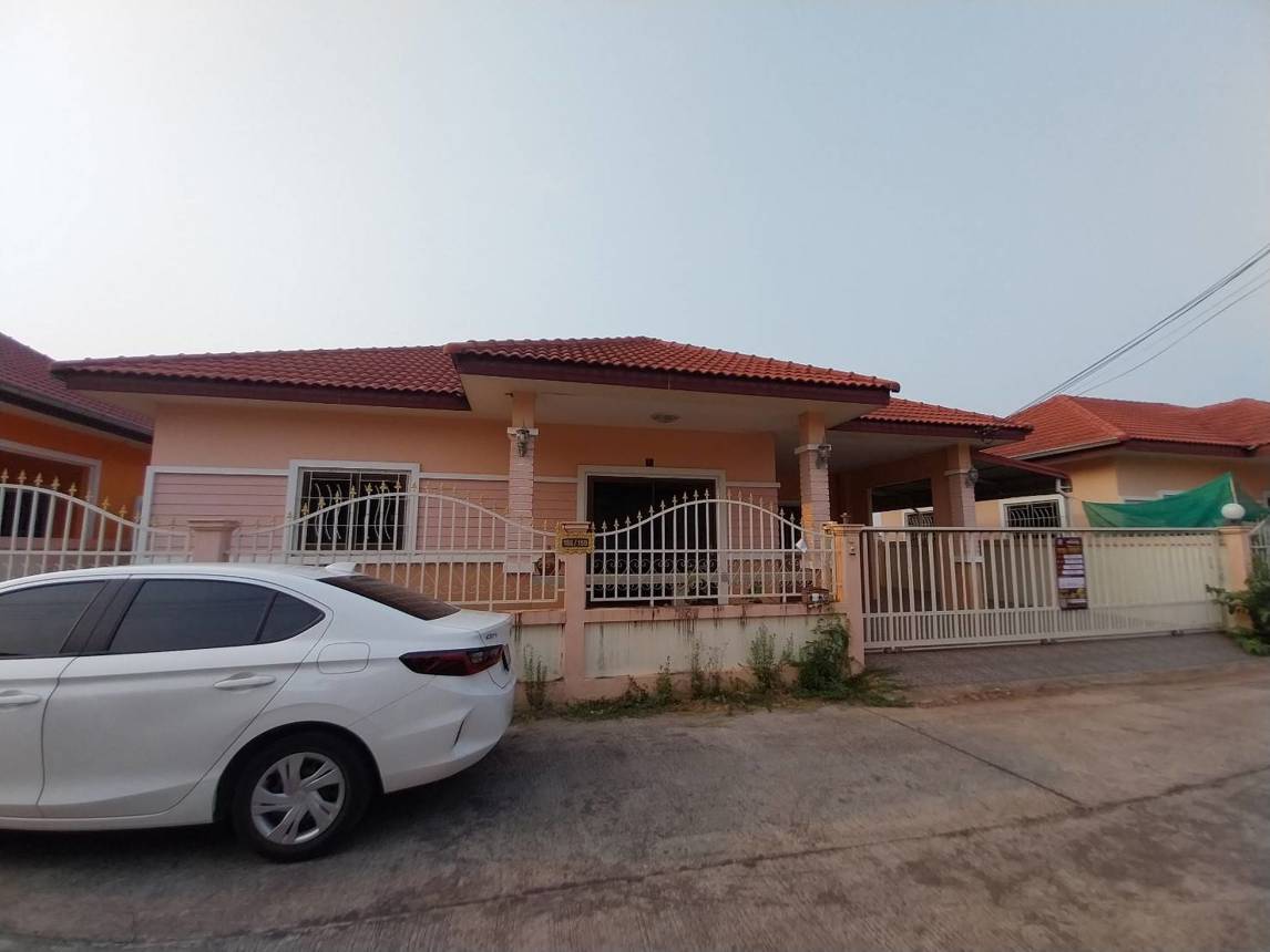 Single-Family Home in Rong Yen Village, Udonthani Town, Udonthani Province