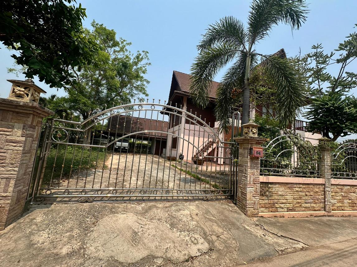 บ้านเดี่ยว นอกโครงการลำปาง เมืองลำปาง ลำปาง