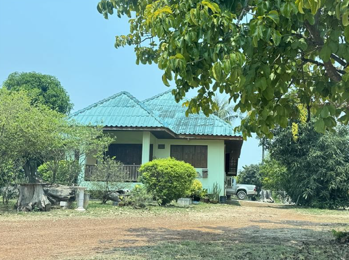 บ้านเดี่ยว พรานกระต่าย กำแพงเพชร ที่ดิน 120 ตารางวา 4 ห้องนอน 3 ห้องน้ำ