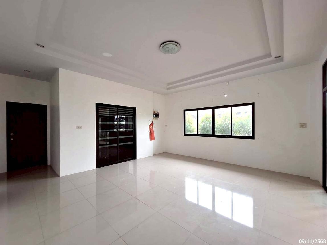 บ้านเดี่ยว ว.แลนด์เฮ้าส์ 3 เมืองตรัง ตรัง