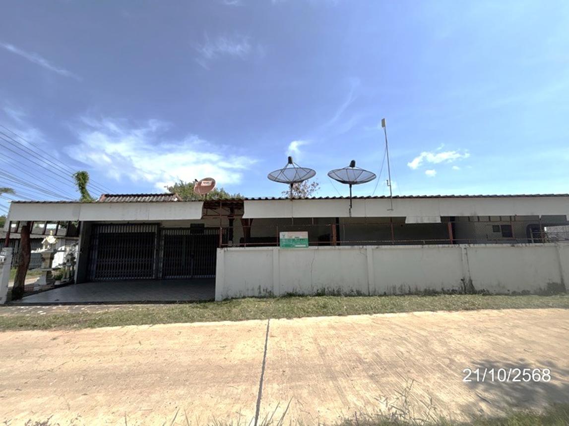 Single-Family Home in Surin Province, Surin