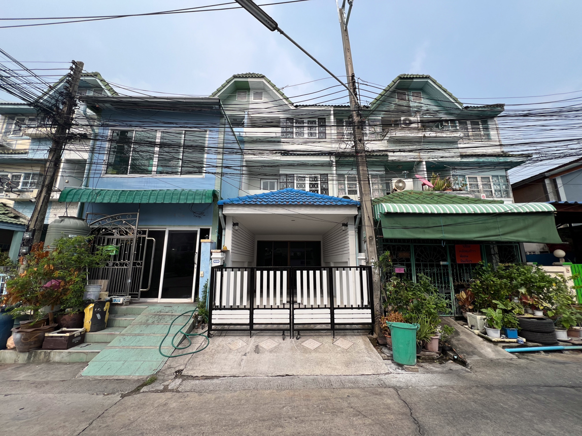 ทาวน์เฮ้าส์ หมู่บ้านอู่ทองเพลส 2 ลำลูกกา ปทุมธานี