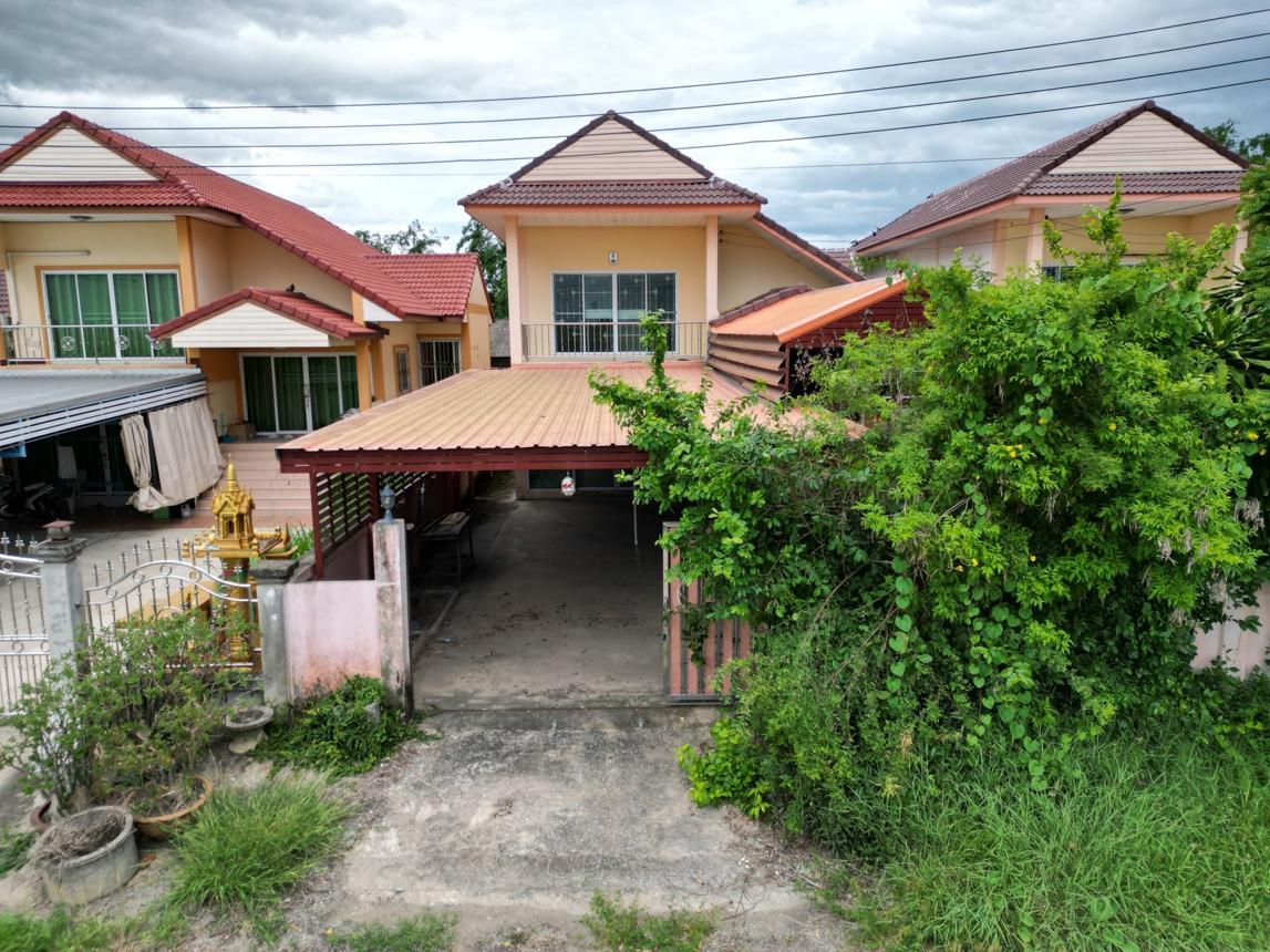 บ้านเดี่ยว นอกโครงการนครสวรรค์ เก้าเลี้ยว นครสวรรค์