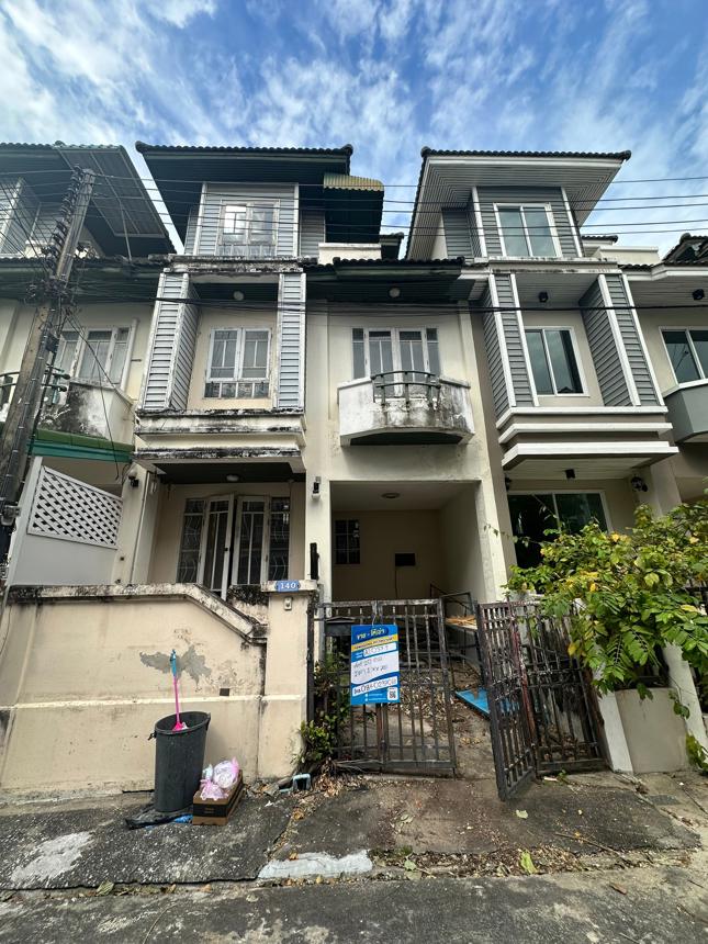 ทาวน์เฮ้าส์ บ้านวรางกูล คลอง 2 ชีวิตที่สมบูรณ์แบบ ธัญบุรี ปทุมธานี