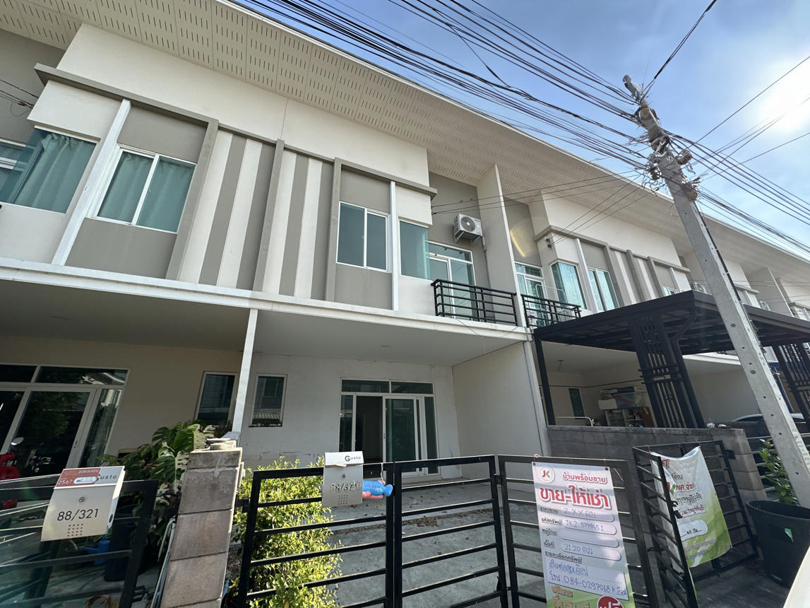 ทาวน์เฮ้าส์ กัสโต้ บางนา-สุวรรณภูมิ บางเสาธง สมุทรปราการ