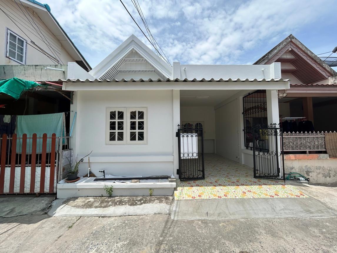 ทาวน์เฮ้าส์ บ้านพักนอกโครงการ เมืองระยอง ระยอง