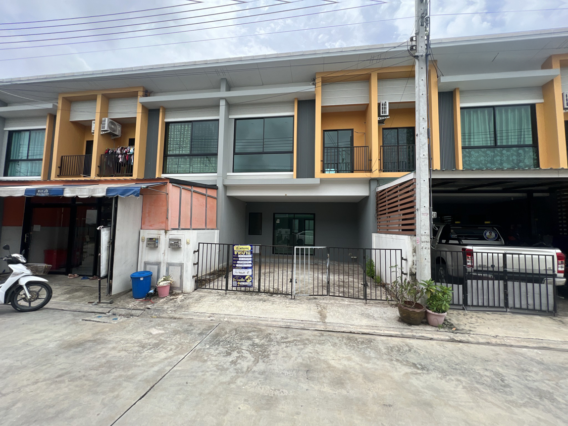 ทาวน์เฮ้าส์ บ้านมุมมองดี@ท่าซับ ทาวน์โฮม บางปะกง จังหวัดฉะเชิงเทรา