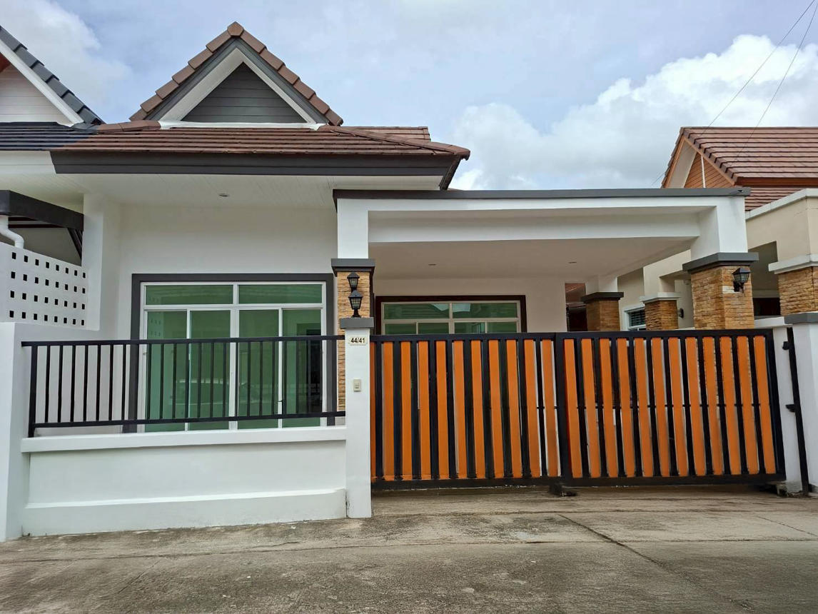 ทาวน์เฮ้าส์ บ้านอโนชา วิลเลจ ถลาง ภูเก็ต