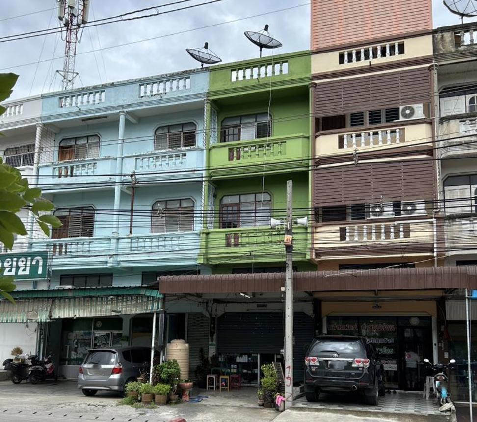 บ้านพักอาศัย 2 ชั้น นครชัยศรี นครปฐม
