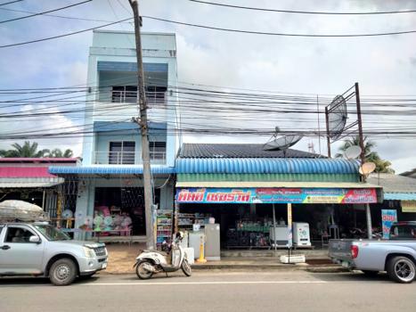 อาคารพาณิชย์ ชุมพร